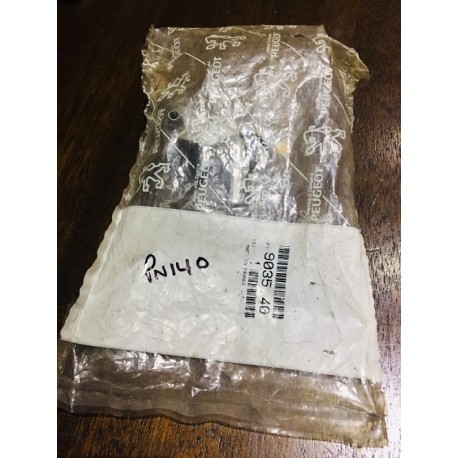 Genuine OE Peugeot 205 PH1 / 1.5 Complete Door Hinge, Bracket & Pin - 9035.40