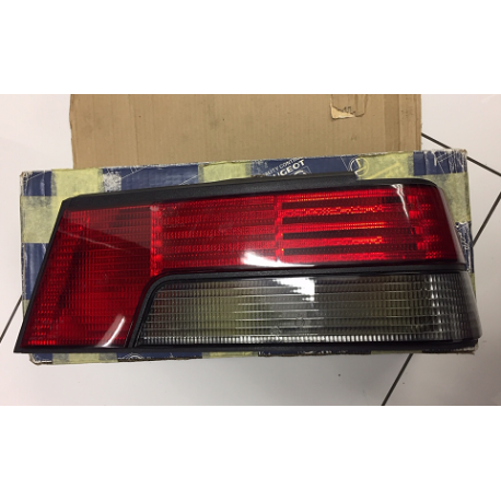 Genuine O/E Peugeot 405 PH1 Offside rear light lense - 6352.24