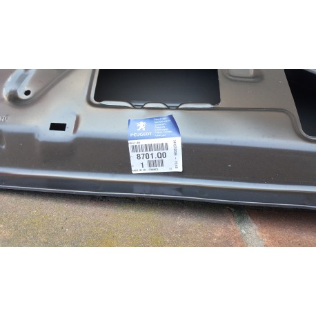 Genuine S2 Peugeot 106 Tailgate (no spoiler) - 8701.Q0