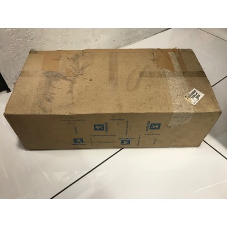 Genuine OE Peugeot 306 PH1 Nearside OEM Headlight (RHD) - 6204.L0