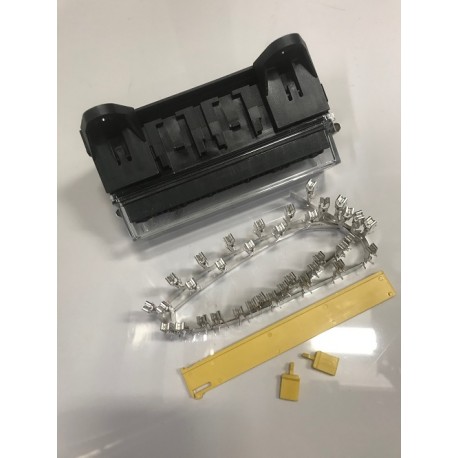 Simtek 16 Way Standard Blade Fuse Box