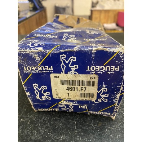 Genuine OE Peugeot 306 GTI-6 master cylinder - 4601.F7