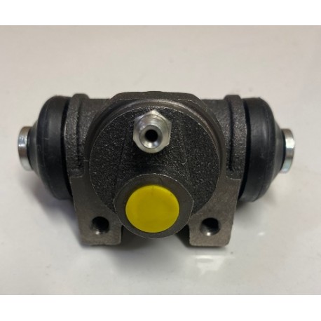 Peugeot 205 1.6 GTI bendix rear brake cylinder (N/S & O/S)