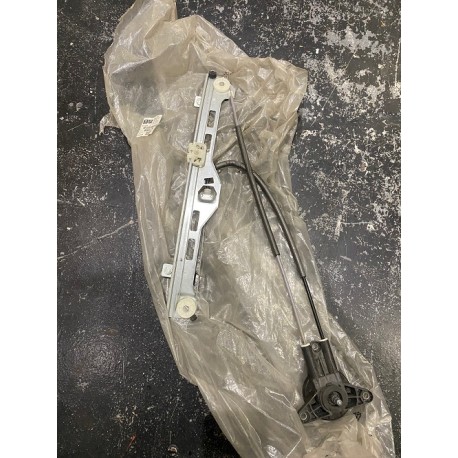 Genuine O/E Peugeot 306 3 Door Front Right Manual Window Regulator (OSF)  - 9222.C3