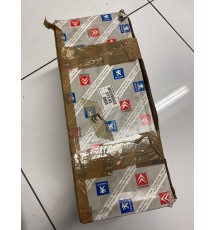 Genuine OE Peugeot 106 Rear Axle Trailing Arm & Pin - 5175.W2