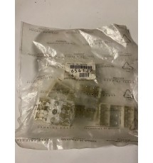 Brand New Genuine O/E Peugeot 205 Earth Block - 6541.J7
