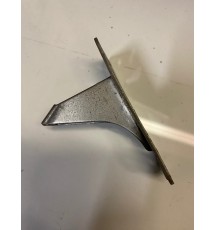 Brand New Genuine O/E Peugeot 306 door card mounting bracket - 9314.CC