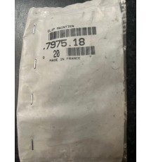 Brand New Genuine O/E Peugeot 106 bonnet cable retaining clip - 7975.18