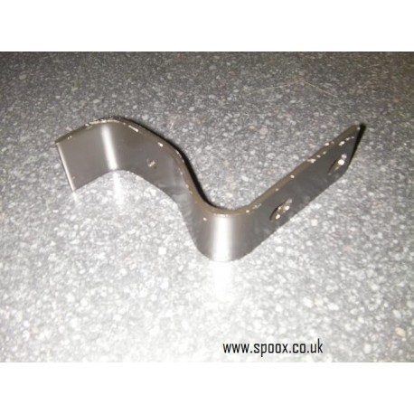 Genuine OE Peugeot 205 Rear Bumper Centre Bracket - 7415.50