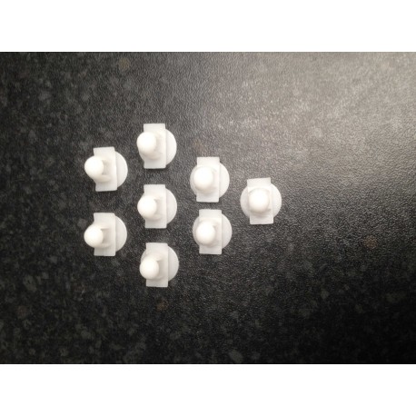 Genuine O/E Peugeot 205 Rear Quarter Card Securing Clip (8)