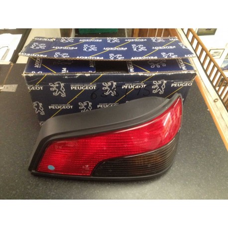 Genuine OE Peugeot 306 S1 Offside Rear Light Unit